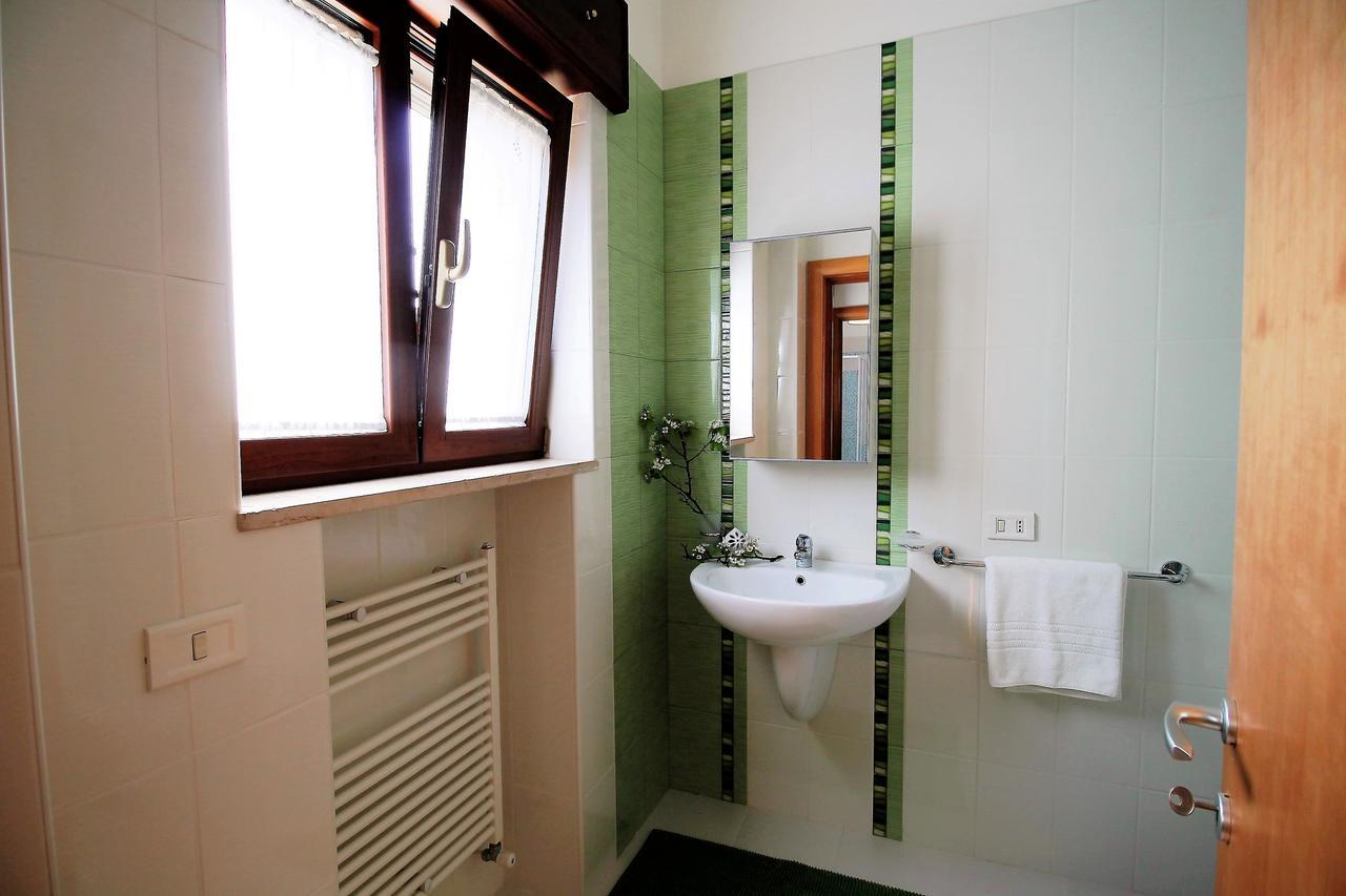 A Casa Di Emy By Holiday World Pulsano Exterior photo